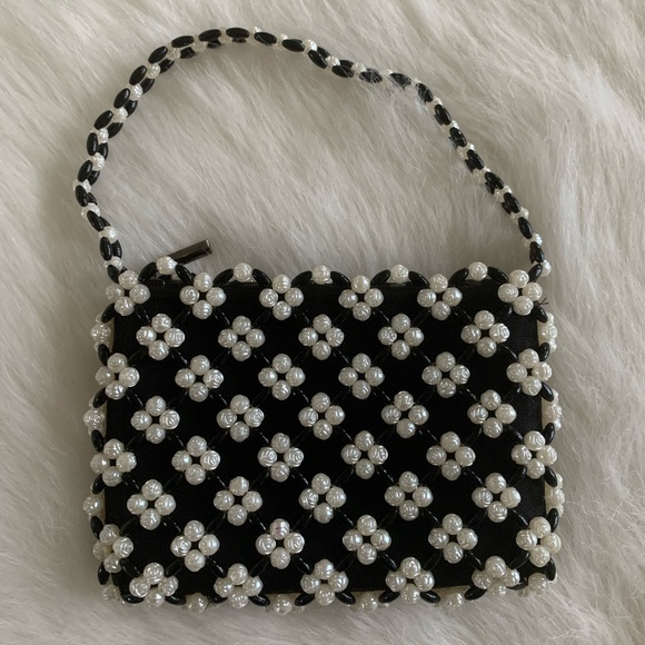 SOLD!!! Pearl Black and White Mini Bag Purse - Picture 1 of 4